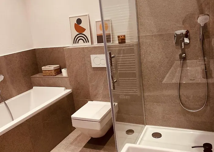 Lägenhet Traumwohnung Mit Grosser Dachterrasse *